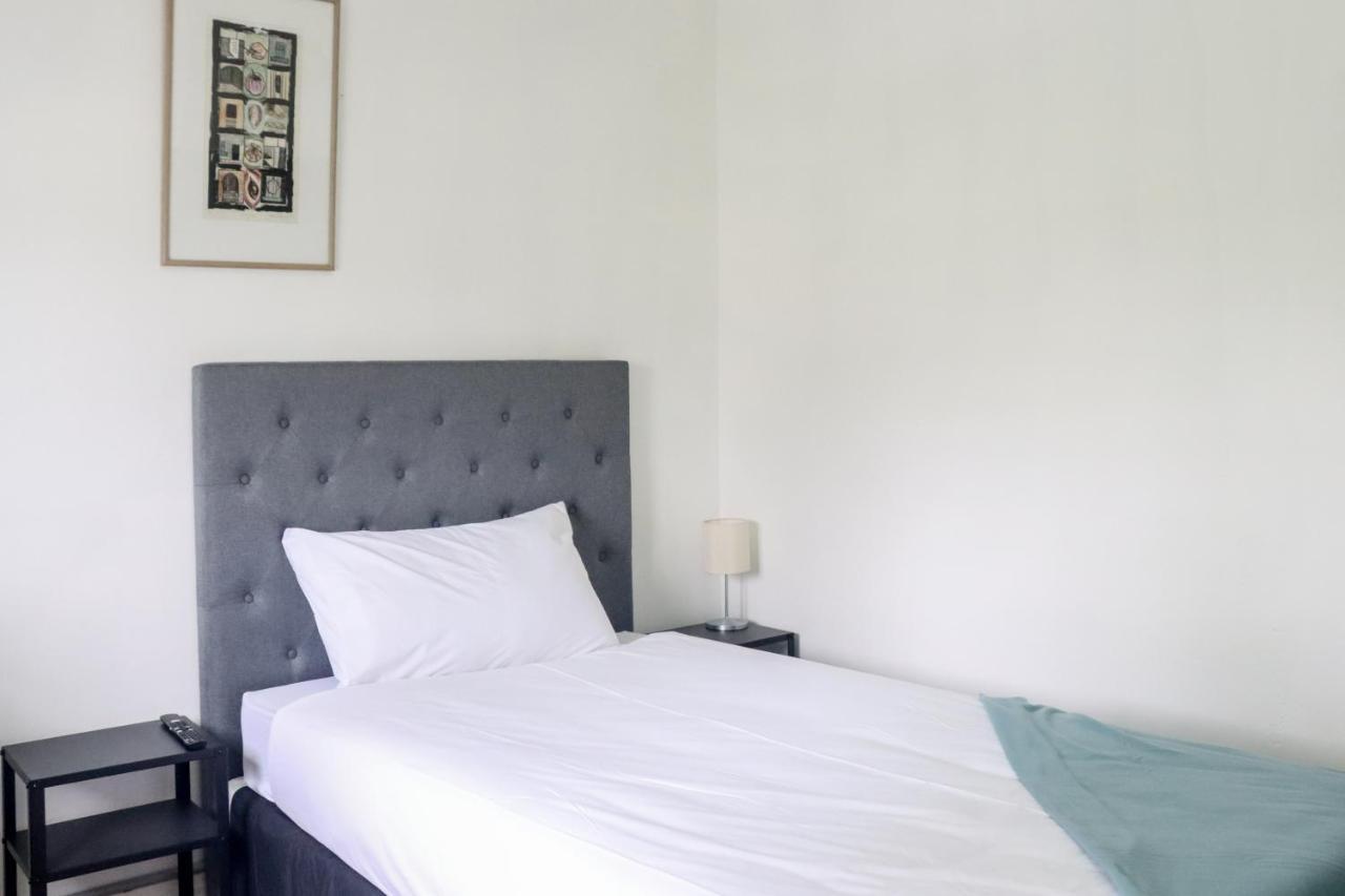 Tates Hotel วินเซอร์ ภายนอก รูปภาพ